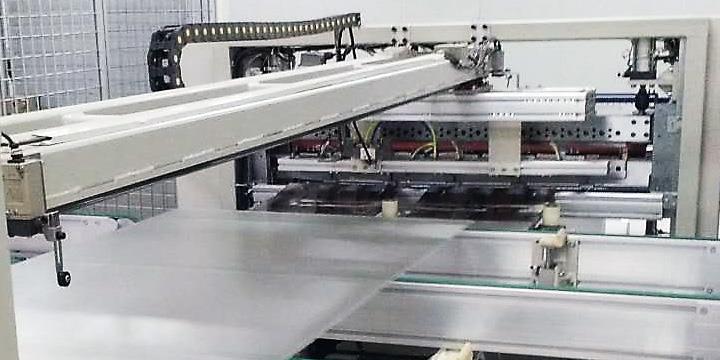 光伏組件制造設備-EVA裁切鋪設機